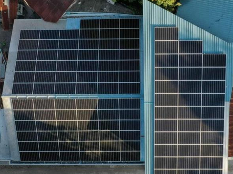 Proyecto de conexión a la red de 55 kW en Maldivas